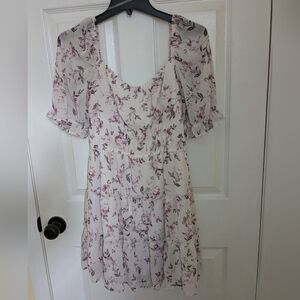 NWOT TRIXXI White & Purple Floral Fit & Flair Puff Sleeve Sleeve Smocked Dress